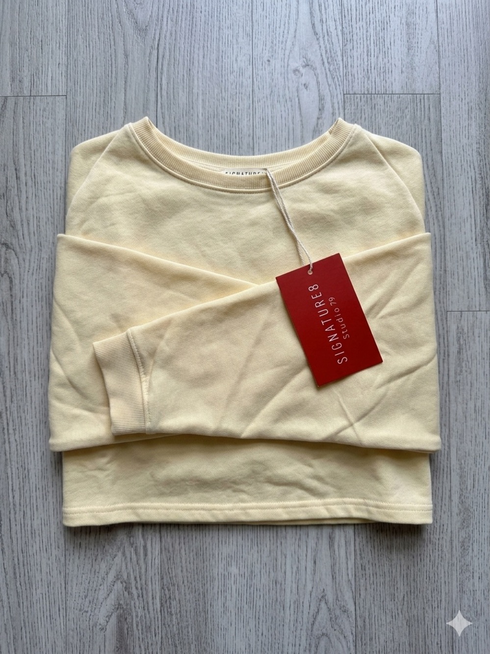 Signature Cropped Long-Sleeve Top in Pale Yellow